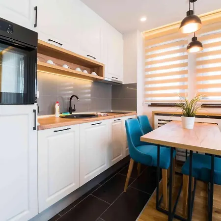 Time Out Harizma Apartment